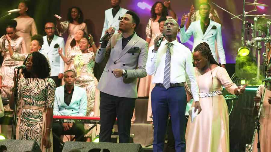 EssenceofWorshipFtPatrickKubuyaMoyoWangu