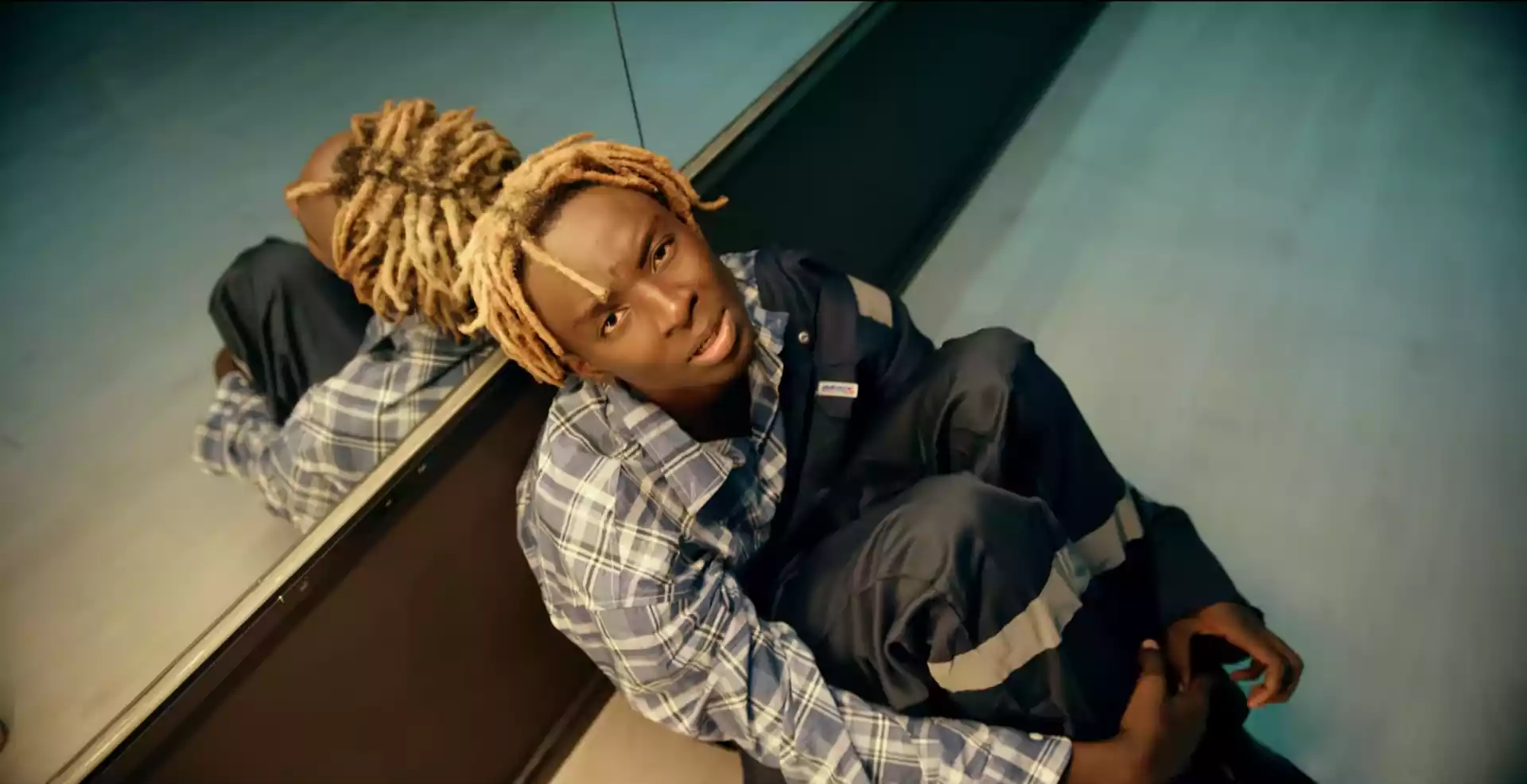 D Voice Umenifunza Video