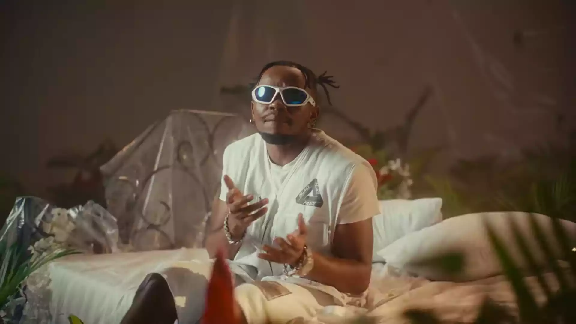 Mocco Genius feat Marioo